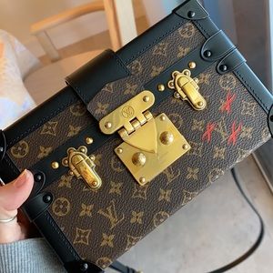 Louis Vuitton Petite Malle